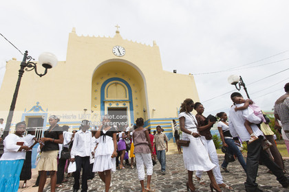 La Guadeloupe est un departement français d'Outre Mer situe dans l'archipel des Antilles. L'ile est bordee d'une part par la Mer des Caraïbes et l'Ocean Atlantique..La guadeloupe est composé de deux îles: la Grande-Terre et la Basse-Terre..Photo © Jean-Marie Liot.