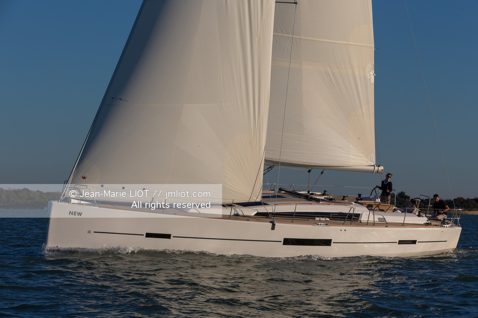 DUFOUR 500 - DUFOUR YACHTS