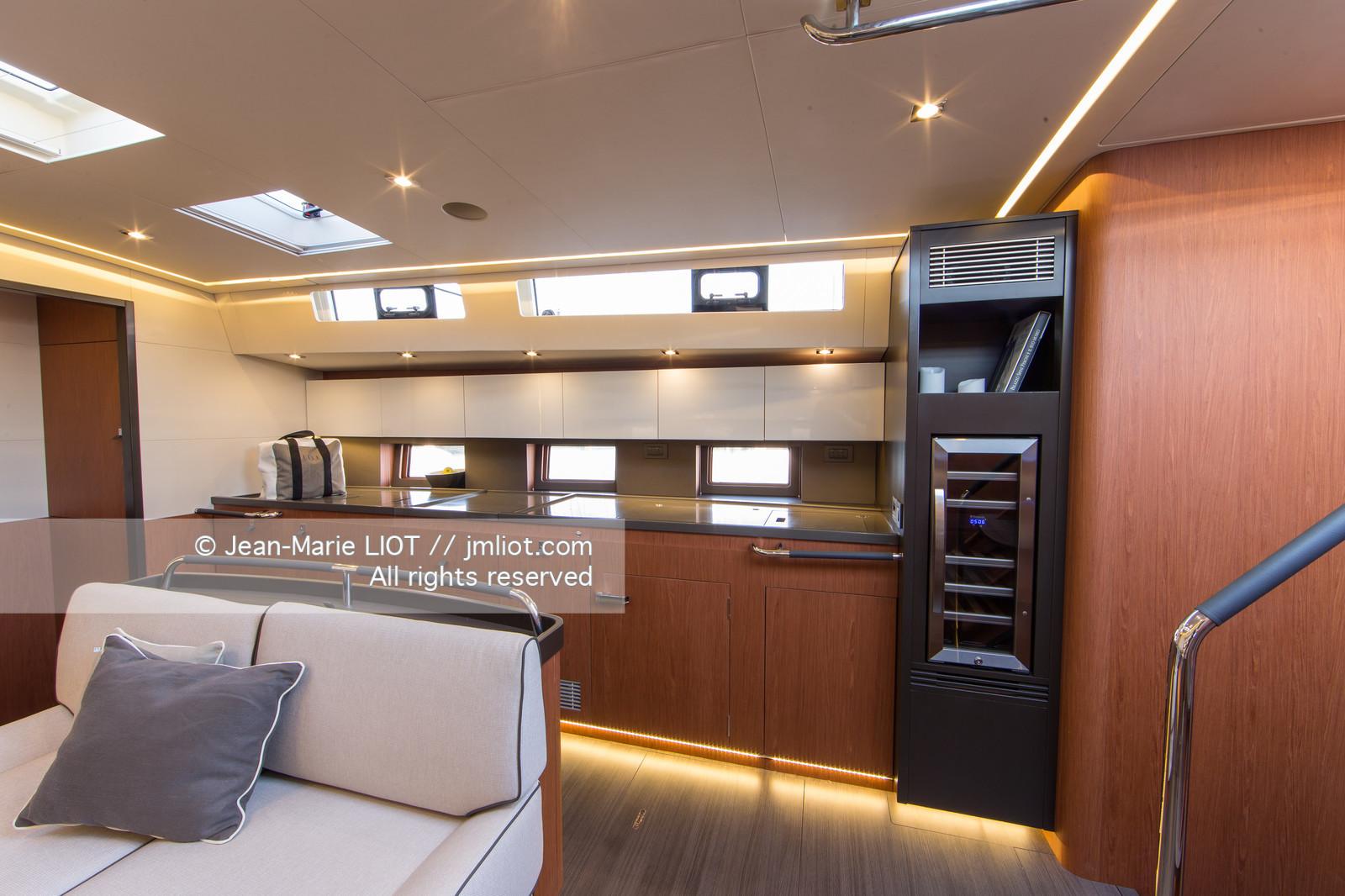 OCEANIS YACHT 62