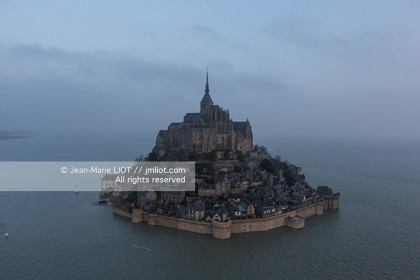 LE MONT SAINT MICHEL - LA MAREE DU SIECLE