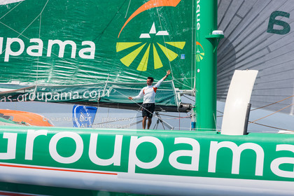 ROUTE DU RHUM 2010 - FRANCK CAMMAS - ARRIVEE