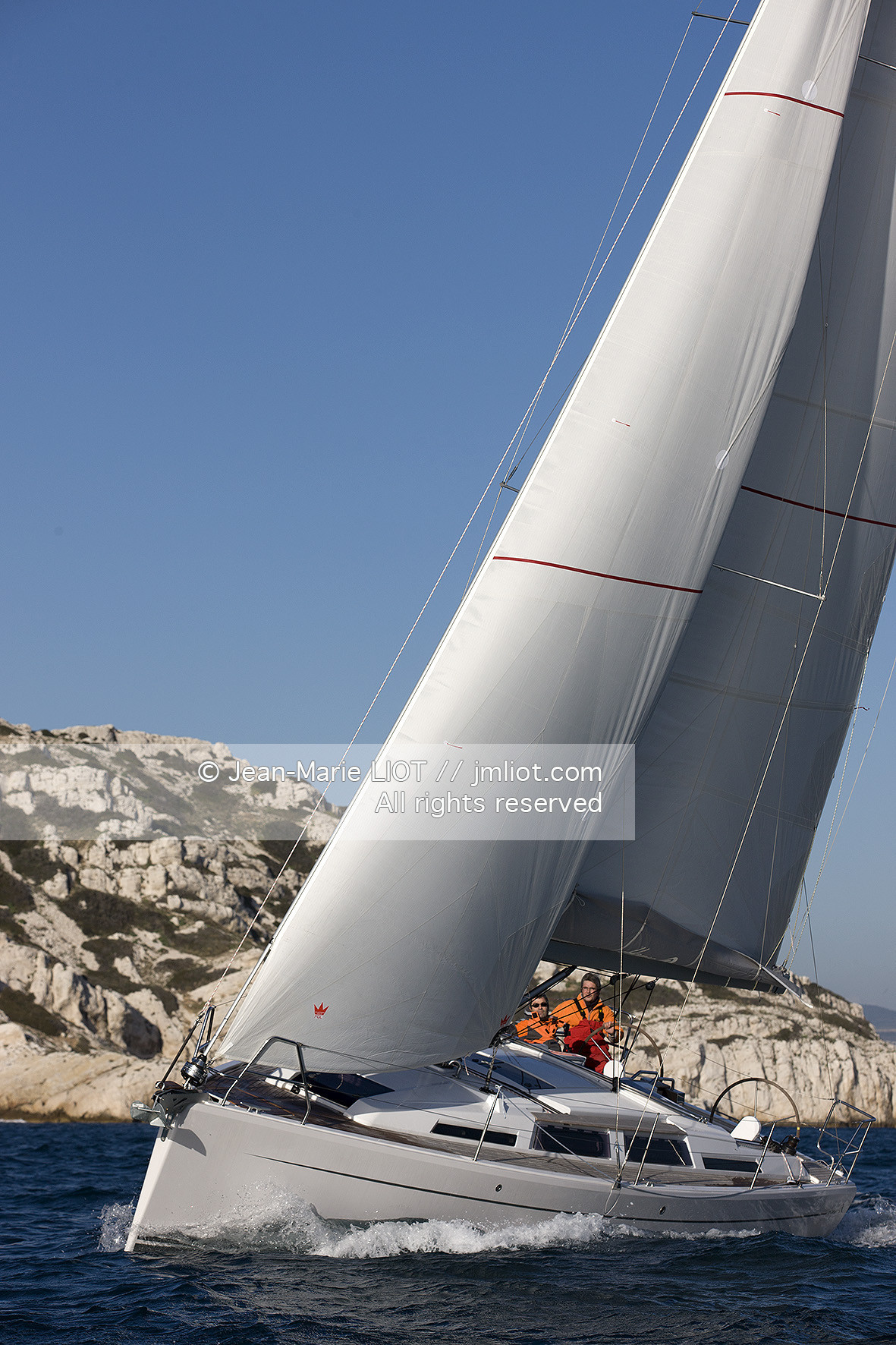 VOILE MAGAZINE - 100 MILLES A BORD