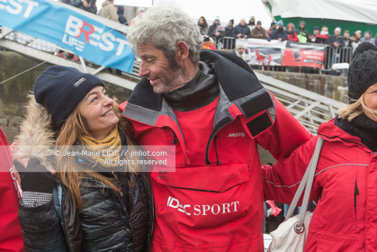 IDEC SPORT- ARRIVEE  RECORD TROPHEE JULES VERNE