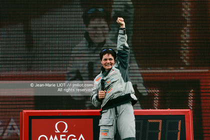 .   .Start Ellen MacArthur onboard maxi-trimaran B&Q Castorama, trying to beat Solo Handed Round the World record, in Falmouth (GB), on november 27, 2004, photo : Jean-Marie LIOT - www.jmliot.com