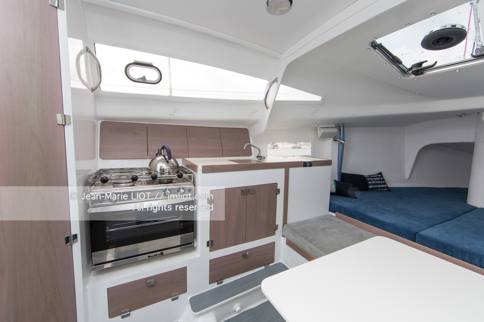 IKONE 750 - YACHT MAGAZINE ALLEMAGNE