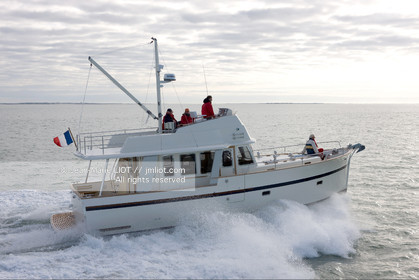 RHEA TRAWLER 43
