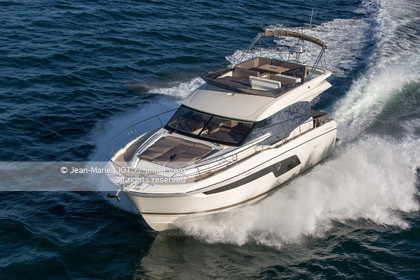 PRESTIGE  YACHT - PRESTIGE 520