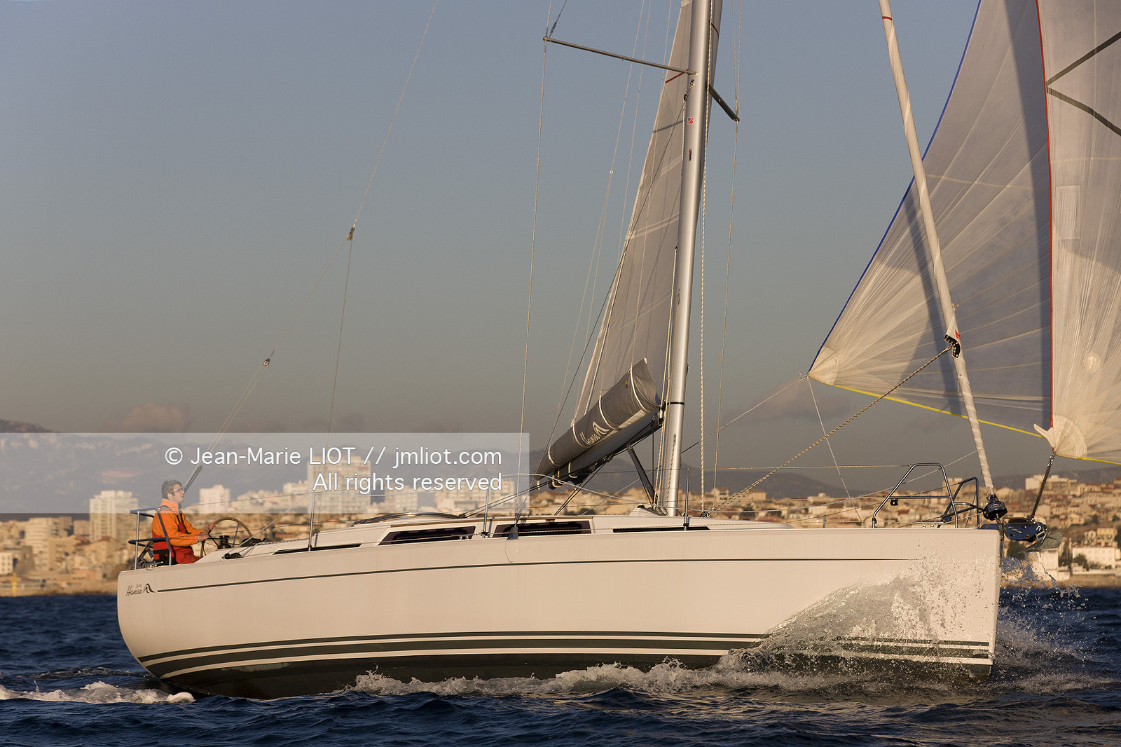 VOILE MAGAZINE - 100 MILLES A BORD