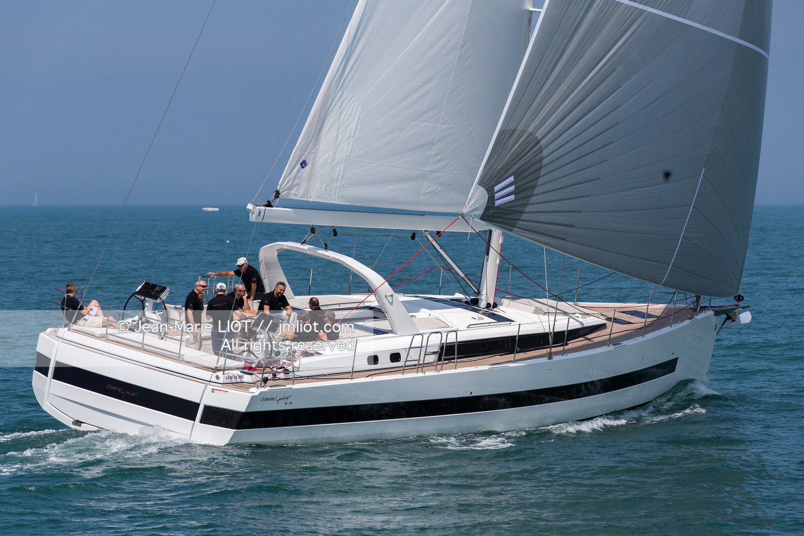 OCEANIS YACHT 62