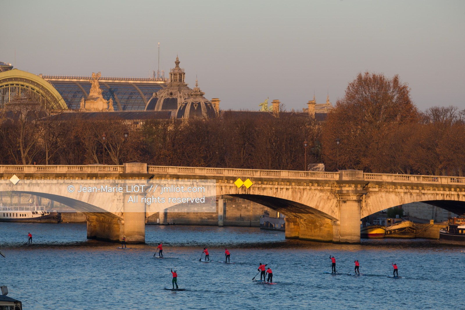 PADDLE - LA SEINE - PARIS