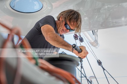 YANNICK BESTAVEN 2020 - IMOCA MAITRE COQ