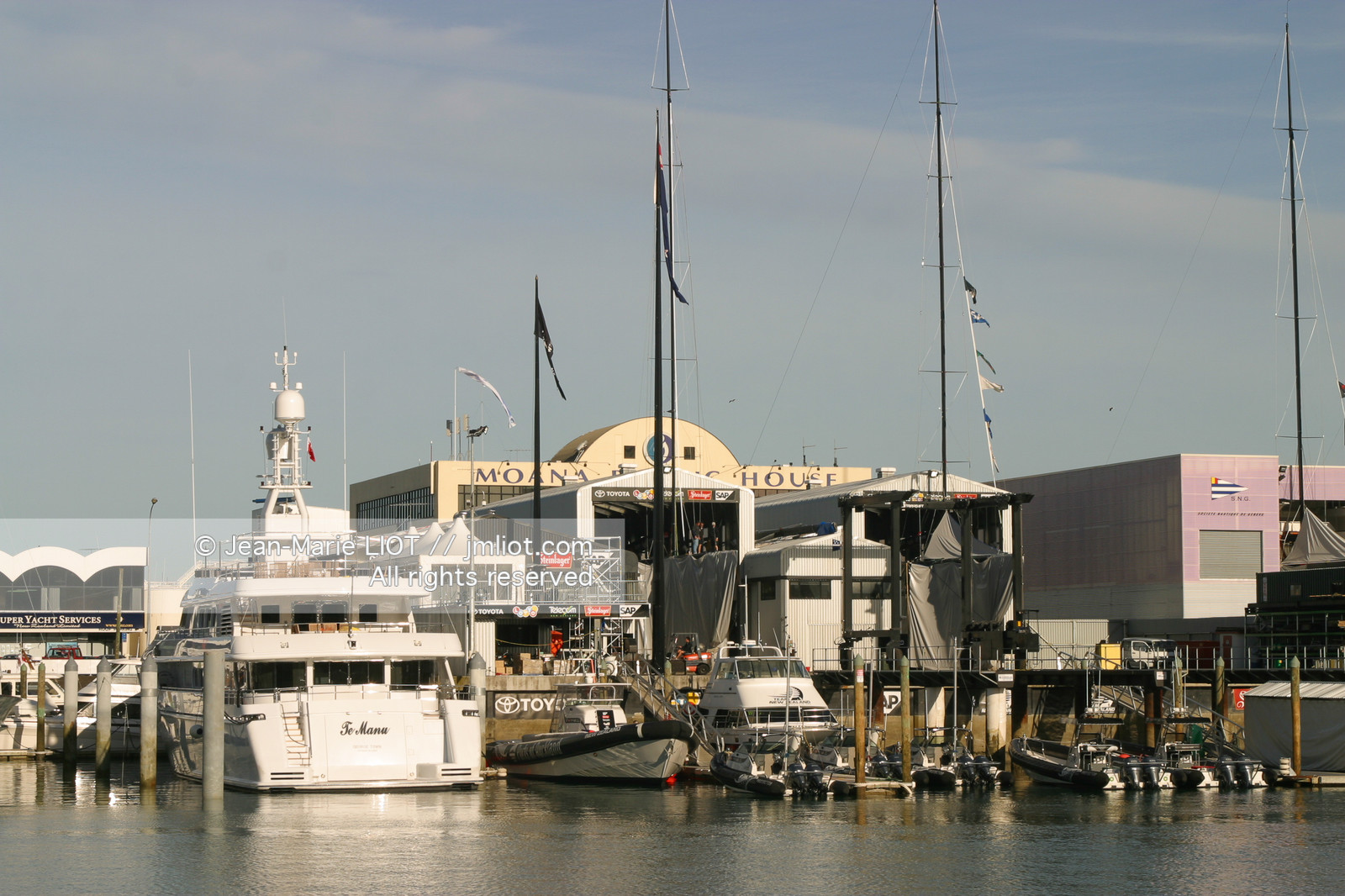 LOUIS VUITTON CUP 2002 - NEW ZEALAND