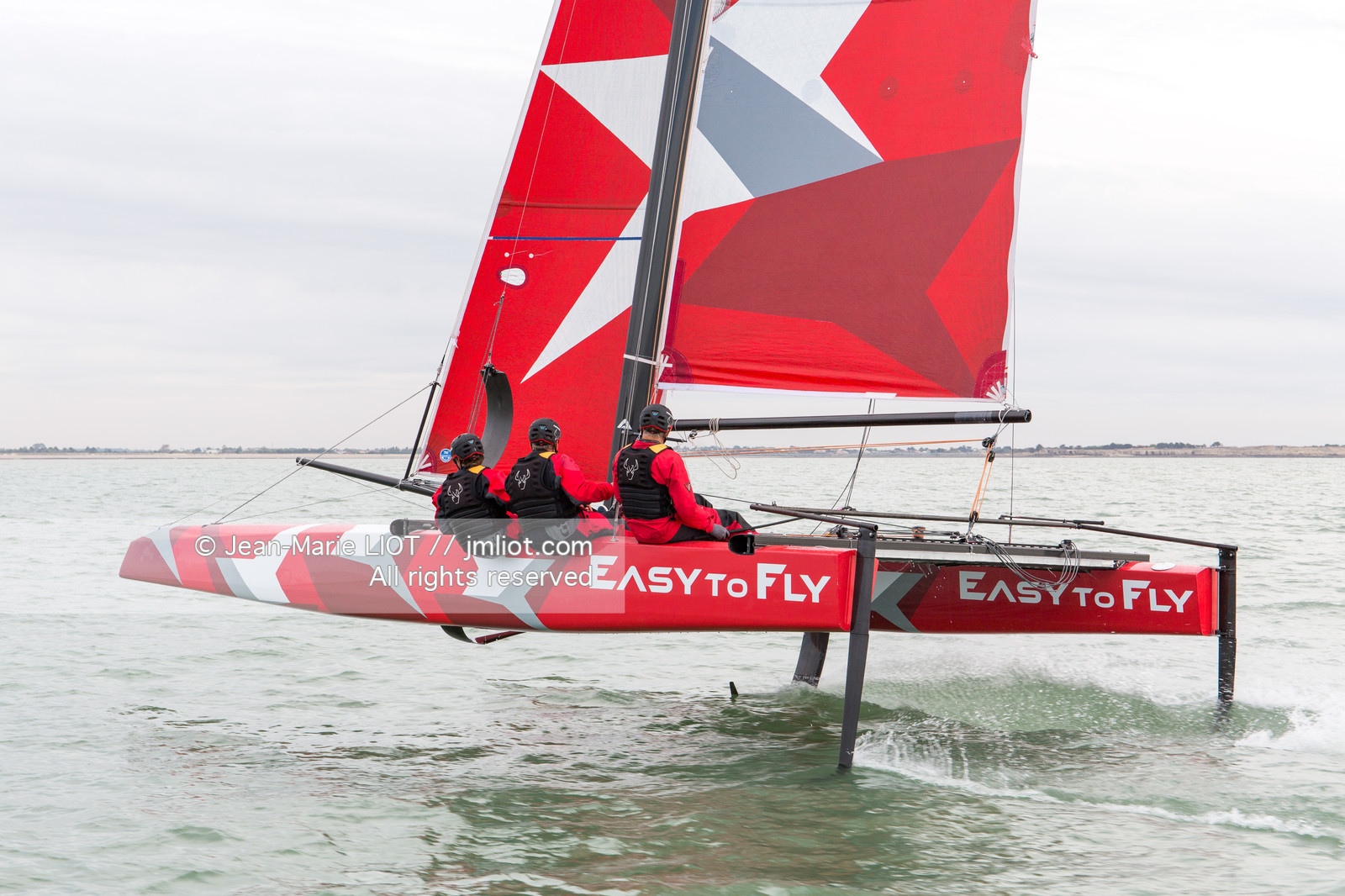 EASY TO FLY - EYOTY 2016