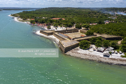 GLOBE40 - ILE DE COROA DO AVIAO