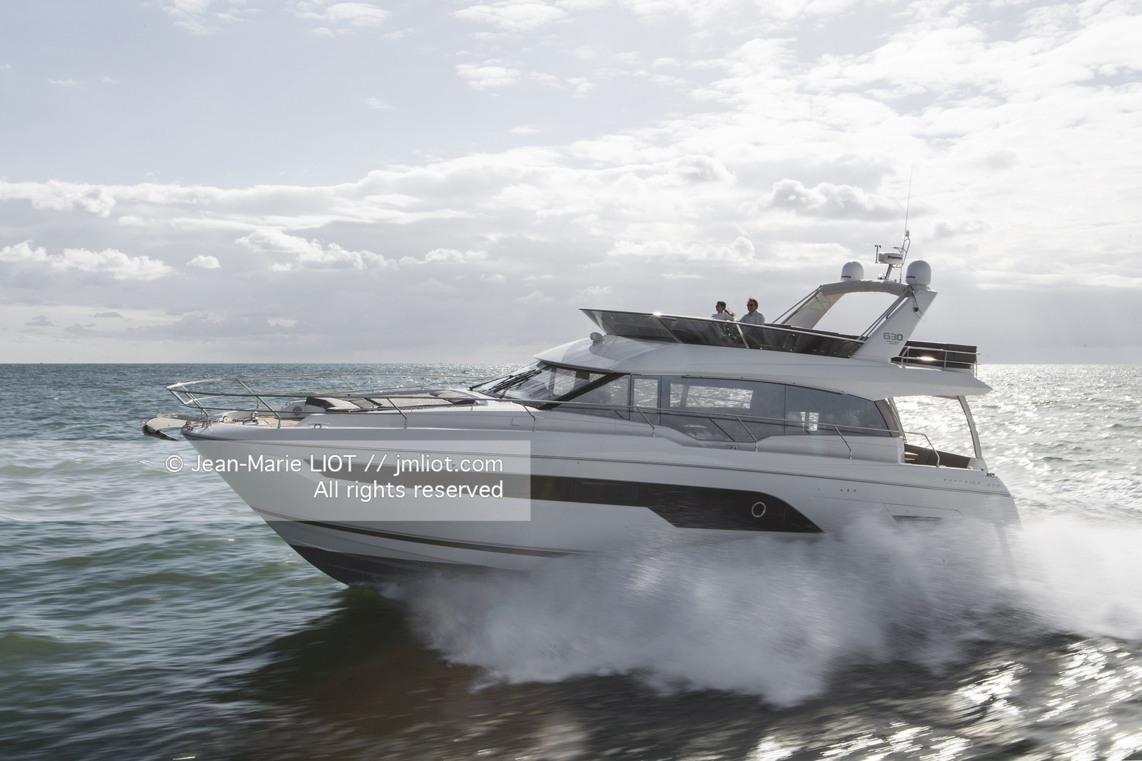 PRESTIGE YACHTS - PRESTIGE 630