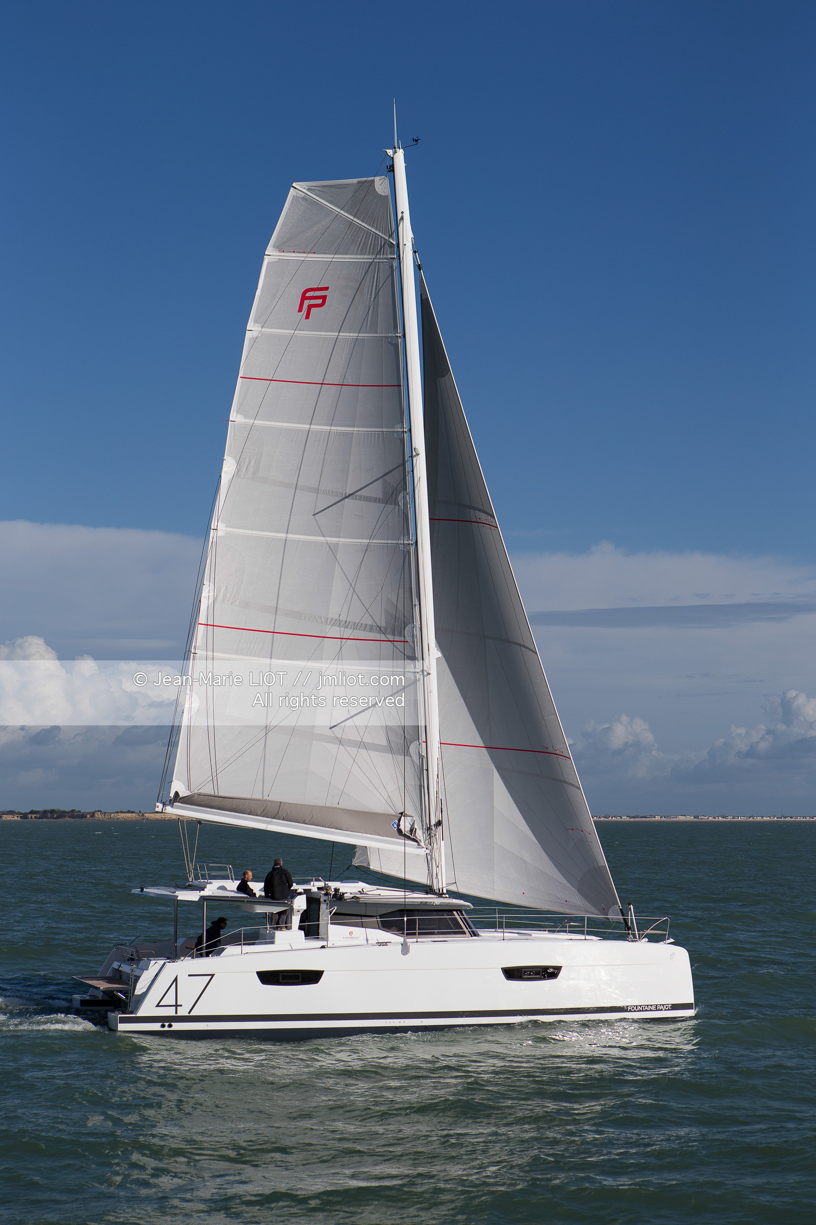 YACHT MAGAZINE 2017 - FOUNTAINE PAJOT 47