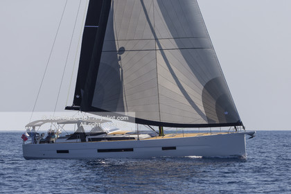 DUFOUR YACHTS 2017 - DUFOUR 63