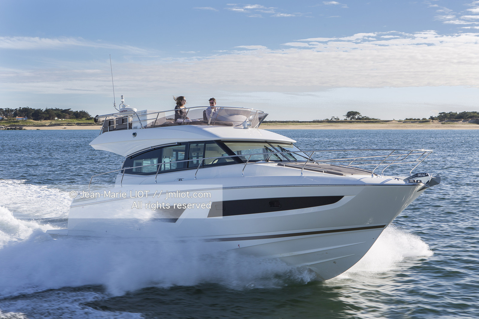 PRESTIGE 420 - PRESTIGE YACHTS