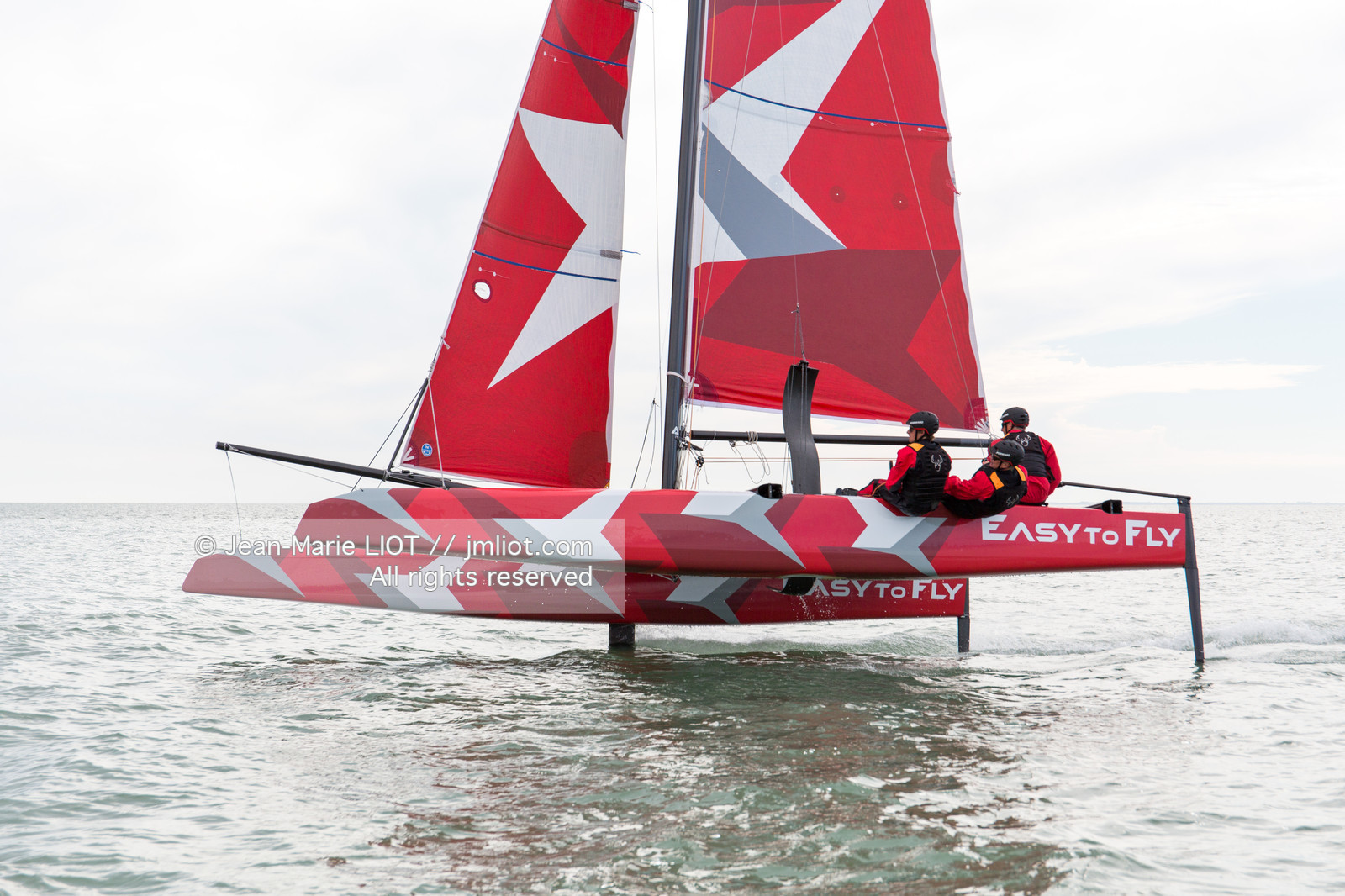 EASY TO FLY - EYOTY 2016