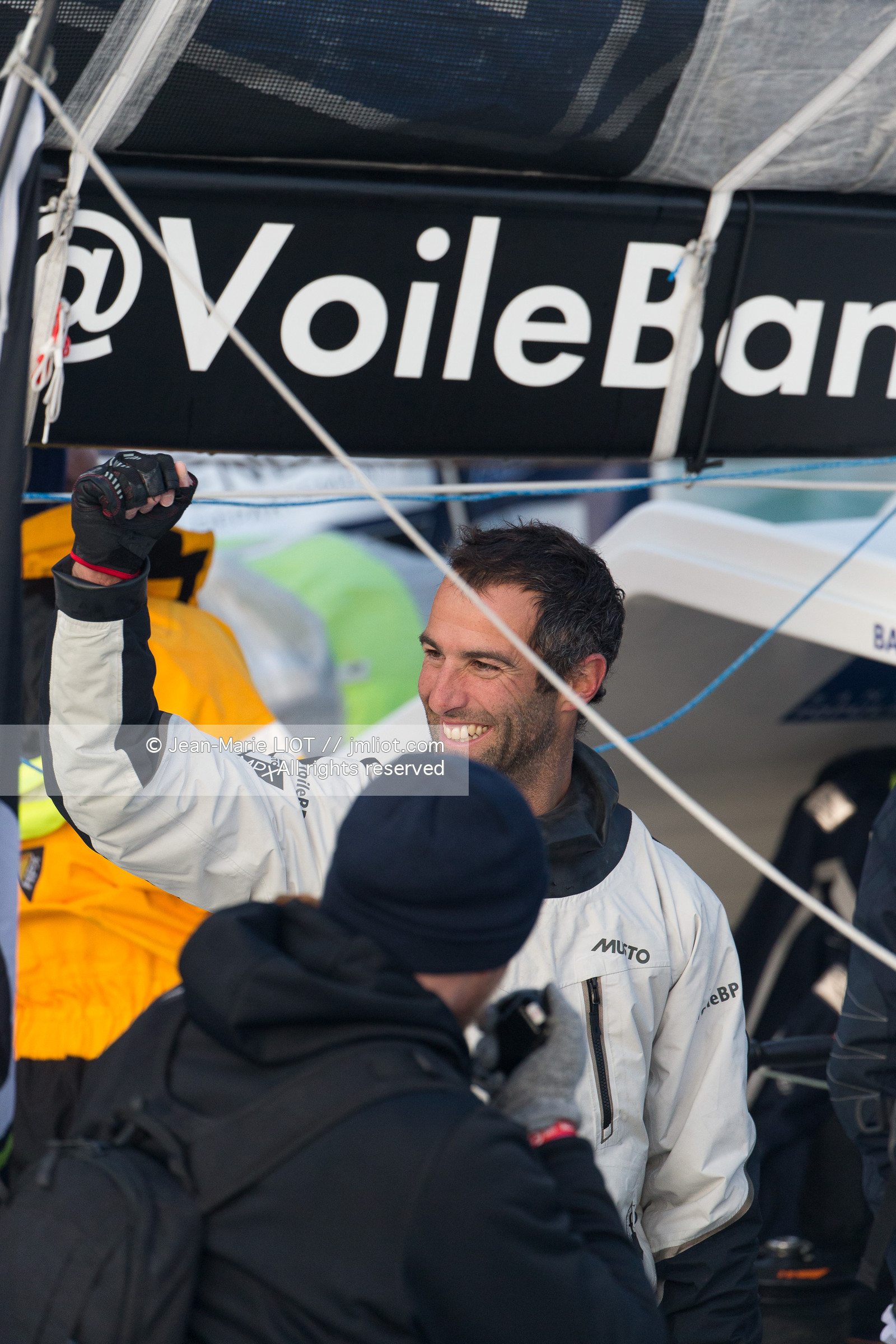 Les Sables d'Olonne, le 19 janvier 2017 arrivée d'Armel Le Cléac'h (FR) skipper de l'imoca Banque Populaire arrive 1er du Vendee globe 2016-2017. Photo © Jean-Marie Liot   DPPI