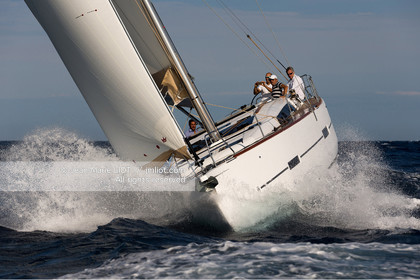 YACHT MAGAZINE