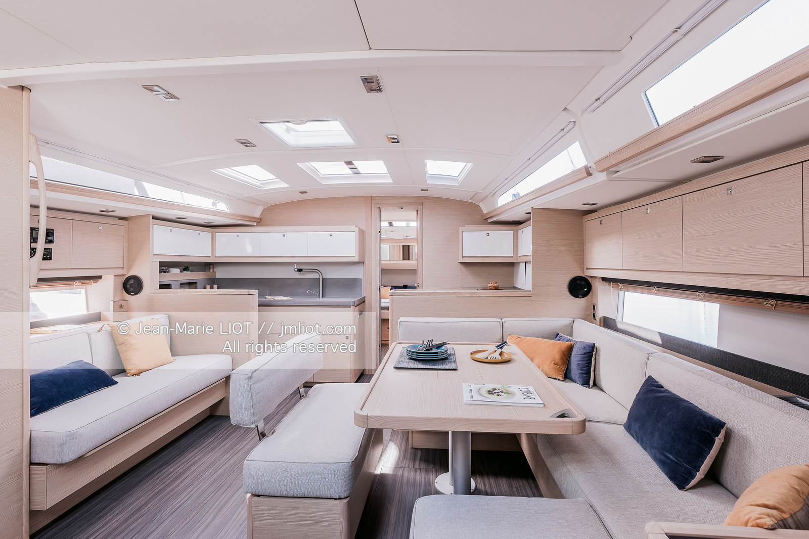 DUFOUR YACHTS - DUFOUR 470