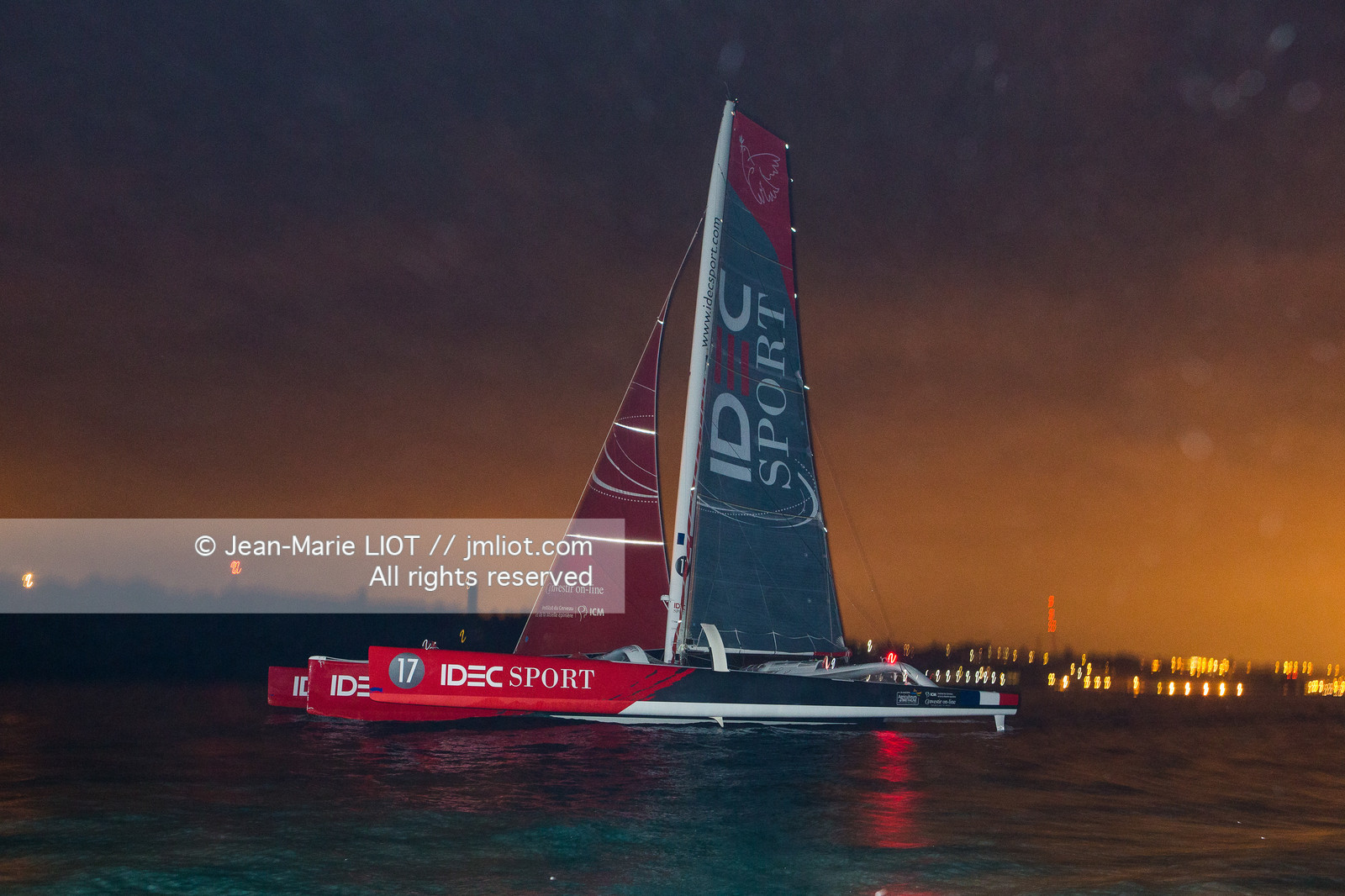 TROPHEE JULES VERNE - MAXI TRIMARAN IDEC SPORT 2016