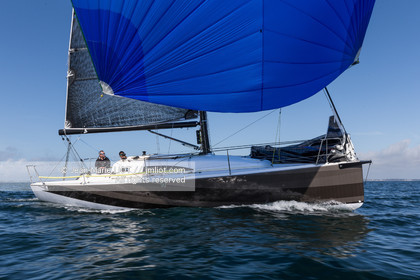 J COMPOSITES - J 99