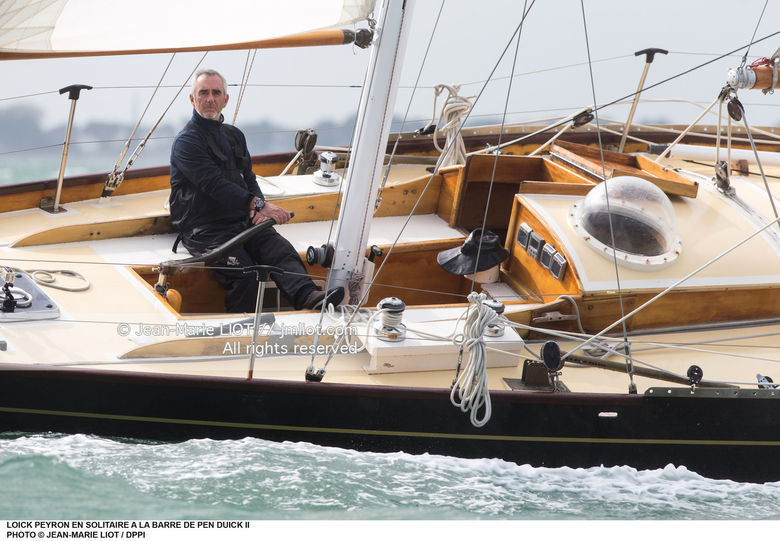 LOICK PEYRON A BORD DE PEN DUICK II