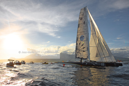 ROUTE DU RHUM 2010 - ARRIVEE YANN GUICHARD