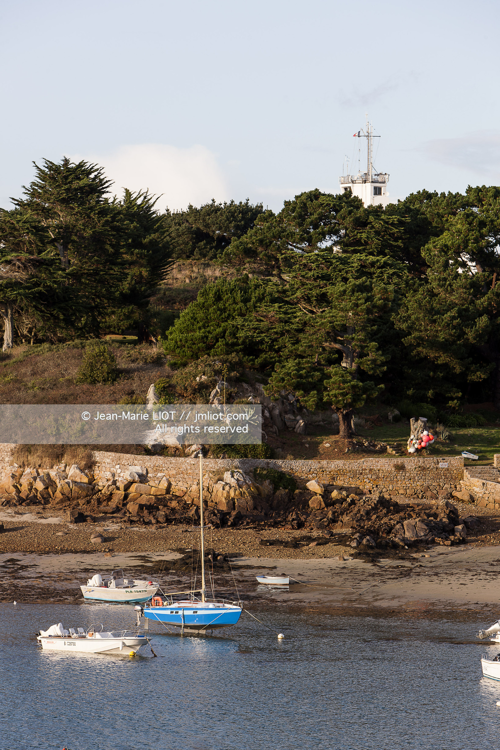 VOILE MAGAZINE 10 09