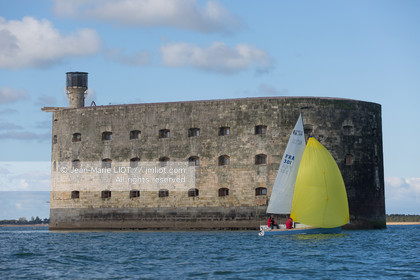 VOILES ET VOILIERS 2016 - LES FORTS DE CHARENTE, BAIE DE LA ROCHELLE EN BIHAN 650