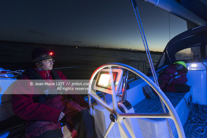 VOILE MAGAZINE - 100 MILLES A BORD