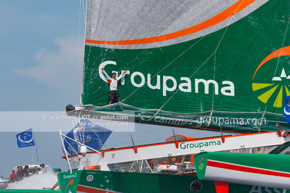 ROUTE DU RHUM 2010 - FRANCK CAMMAS - ARRIVAL