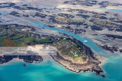 LES ILES CHAUSEY