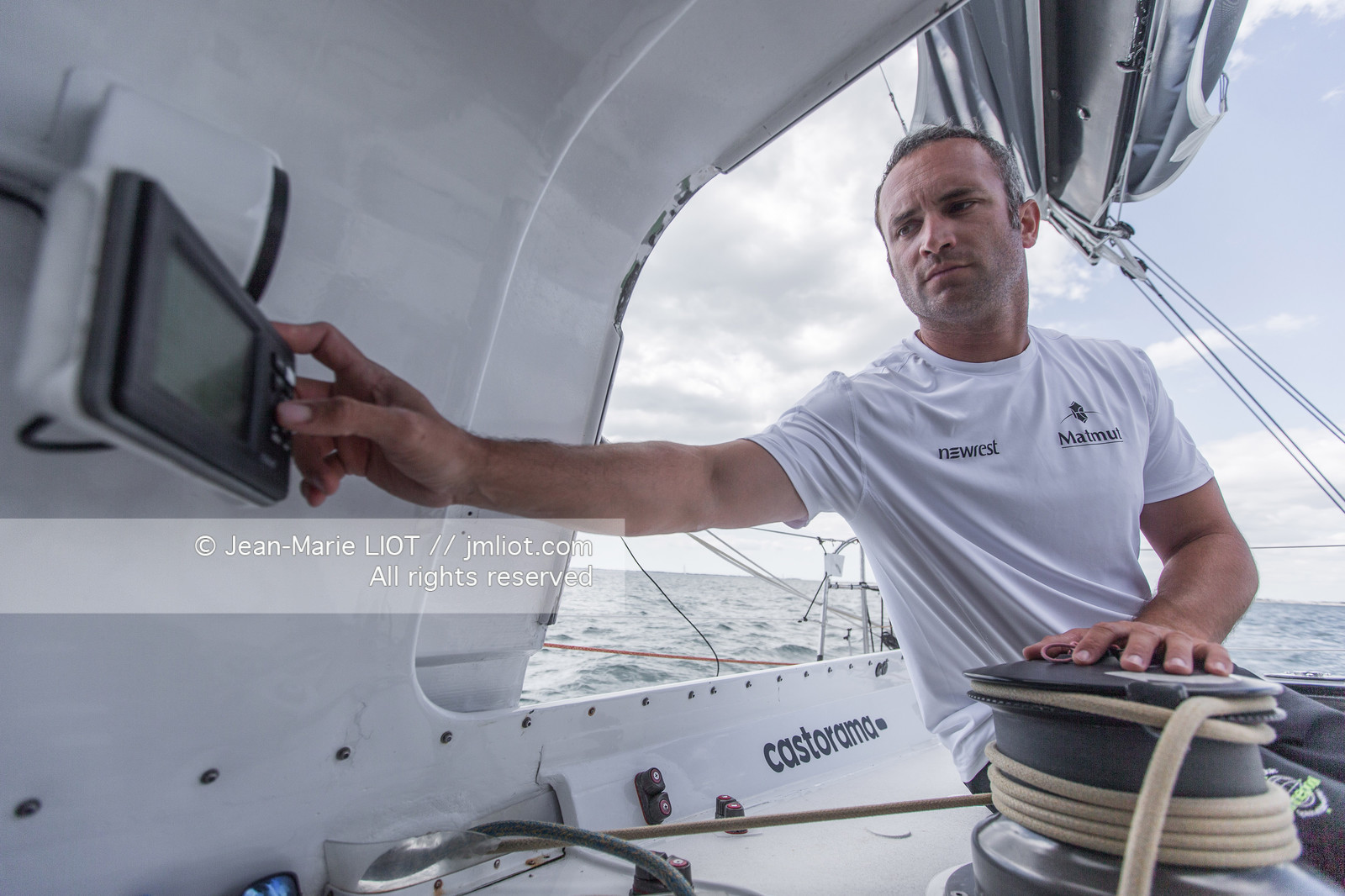 FABRICE AMEDEO - NEWREST MATMUT - VENDEE GLOBE 2016-2017