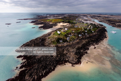 LES ILES CHAUSEY