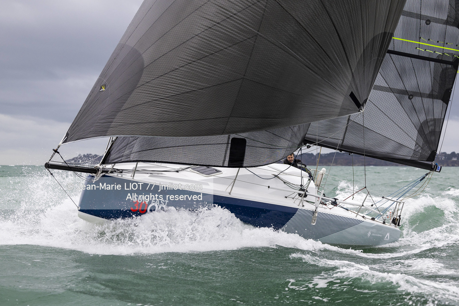 SUN FAST 30OD - SOUS VOILES