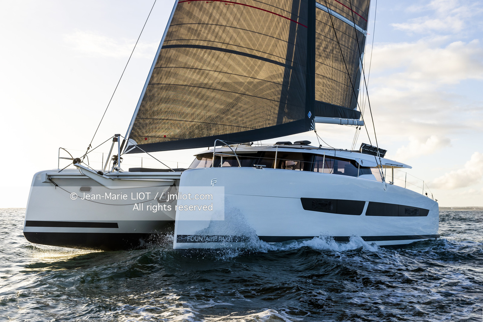 FOUTAINE PAJOT 2022 - AURA 51