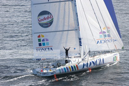 090107VG09090105FONCIA_38V4946 .jpg