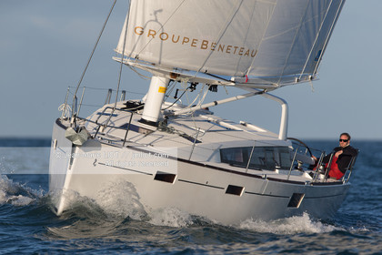 BENETEAU - MAT AUTO PORTE