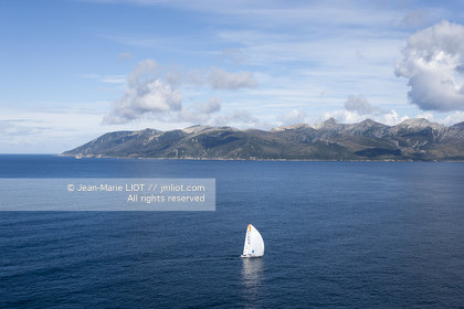 090107VG09090105FONCIA_L7A4753 .jpg