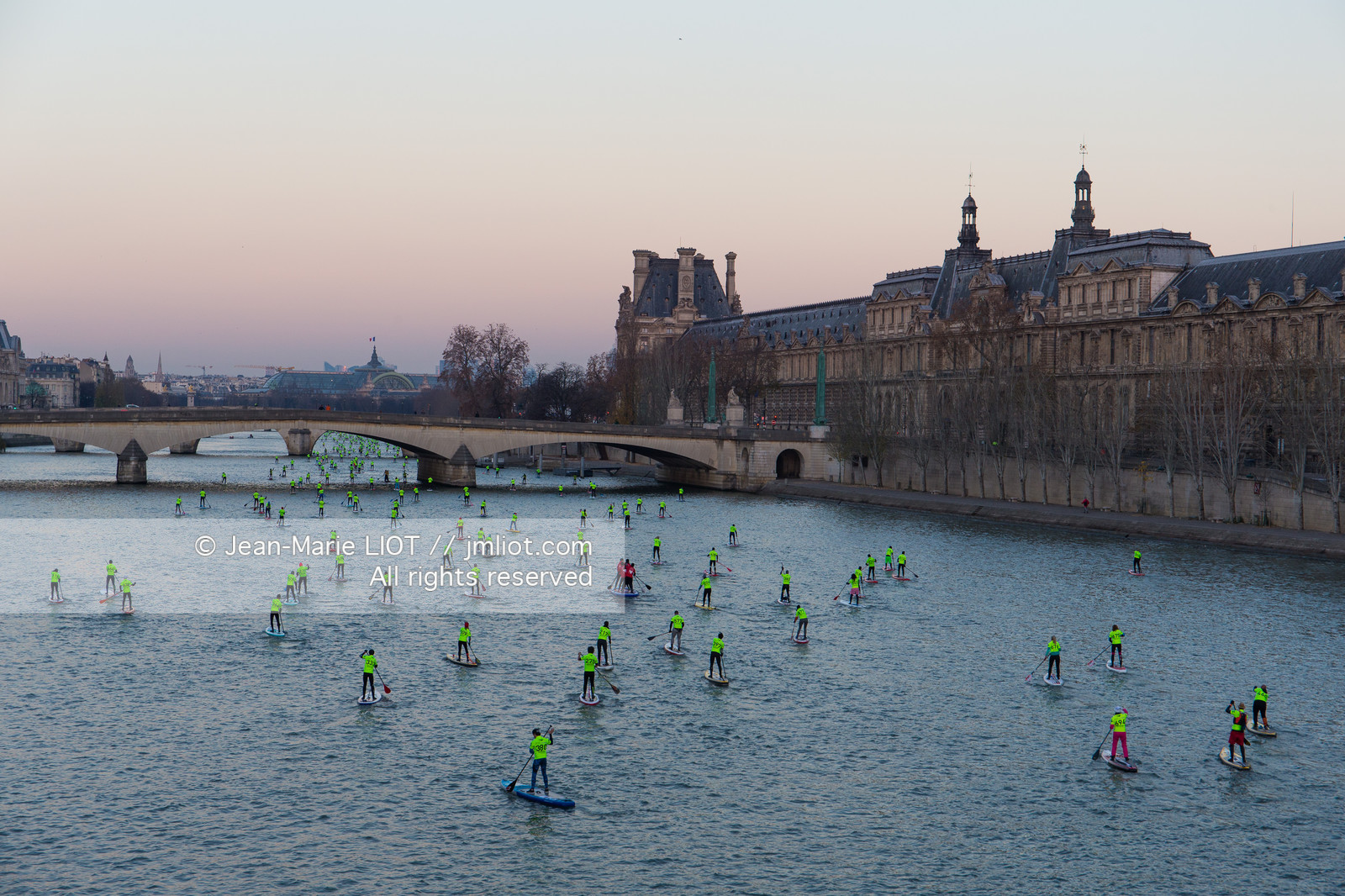 PADDLE - LA SEINE - PARIS