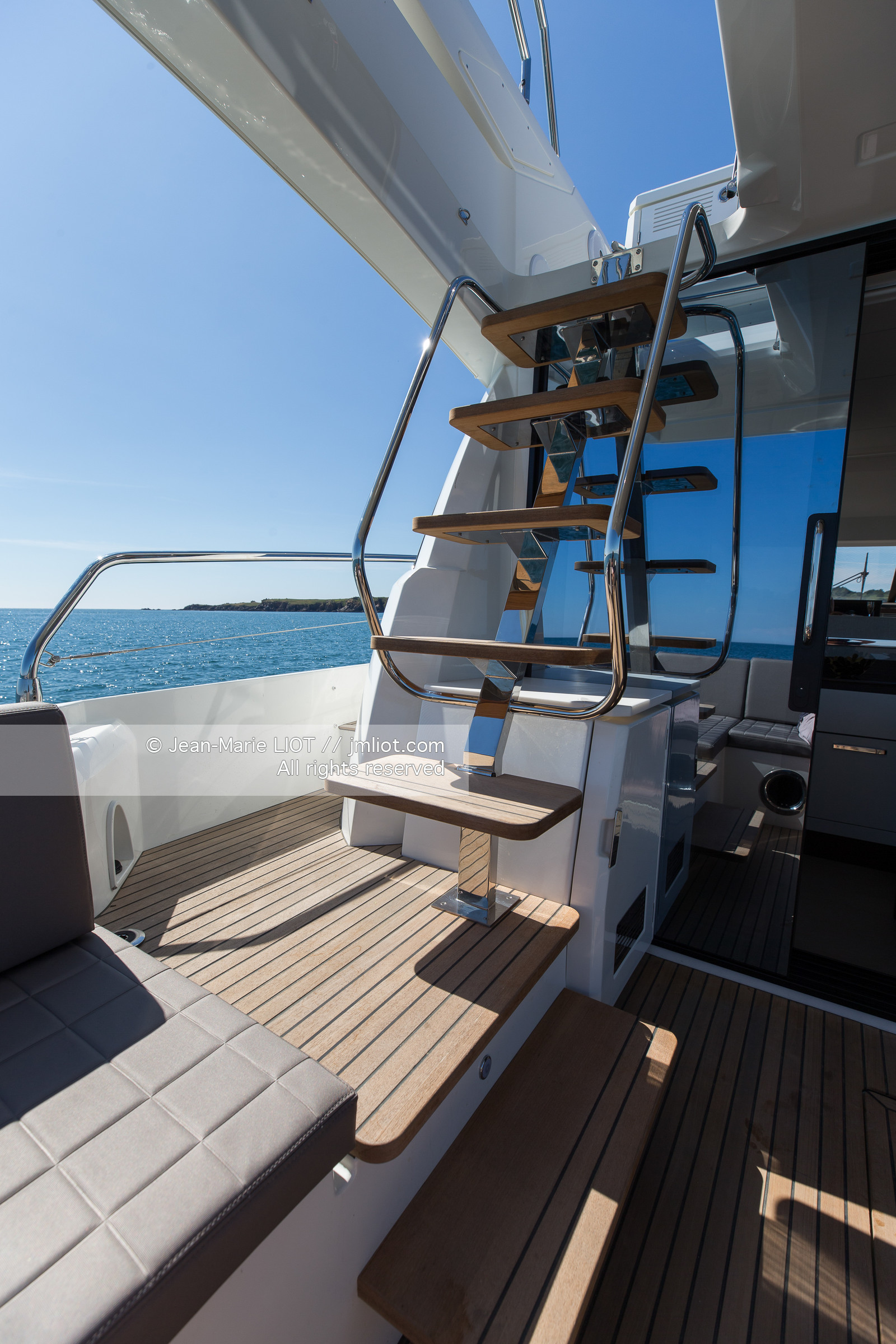PRESTIGE  YACHT - PRESTIGE 520