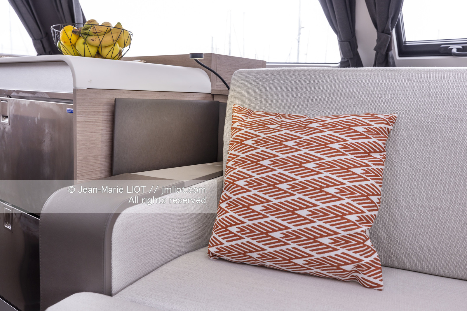 FOUTAINE PAJOT 2022 - AURA 51