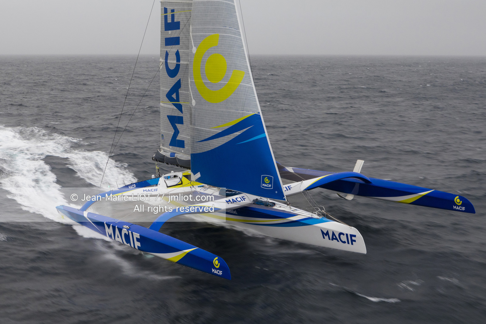 MACIF ULTIM - BANQUE IMAGES 2017