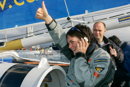 .   .Start Ellen MacArthur onboard maxi-trimaran B&Q Castorama, trying to beat Solo Handed Round the World record, in Falmouth (GB), on november 27, 2004, photo : Jean-Marie LIOT - www.jmliot.com