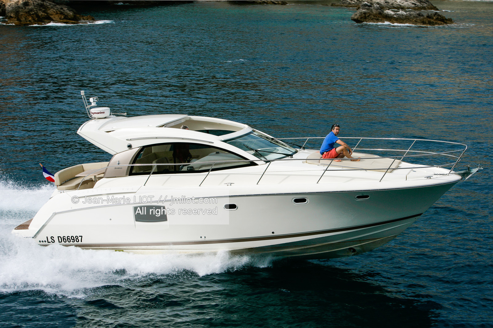 NEPTUNE-PRESTIGE 38S