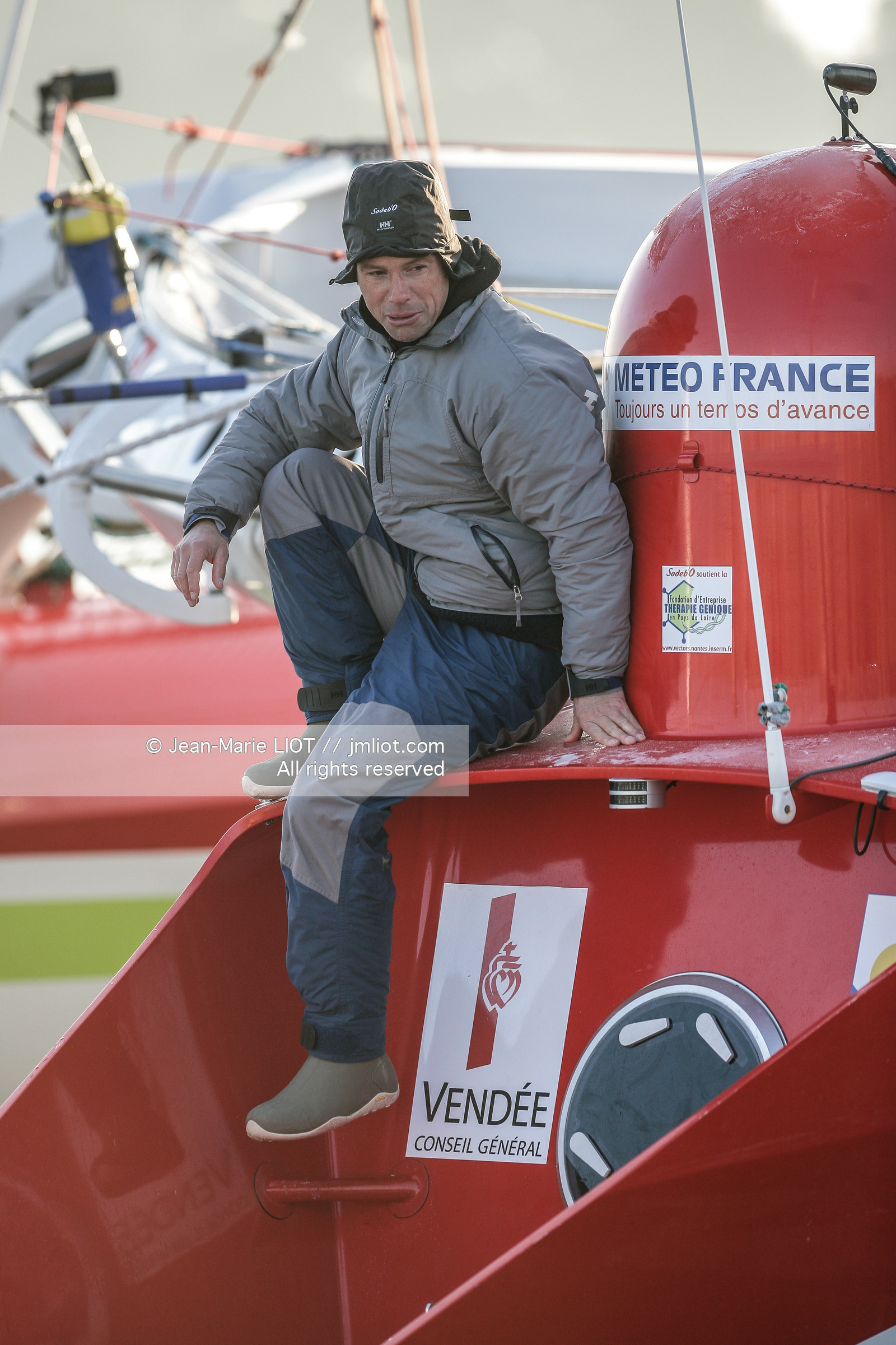 MAXI TRIMARAN SODEBO - THOMAS COVILLE - RECORD TOUR DU MONDE EN SOLITAIRE..