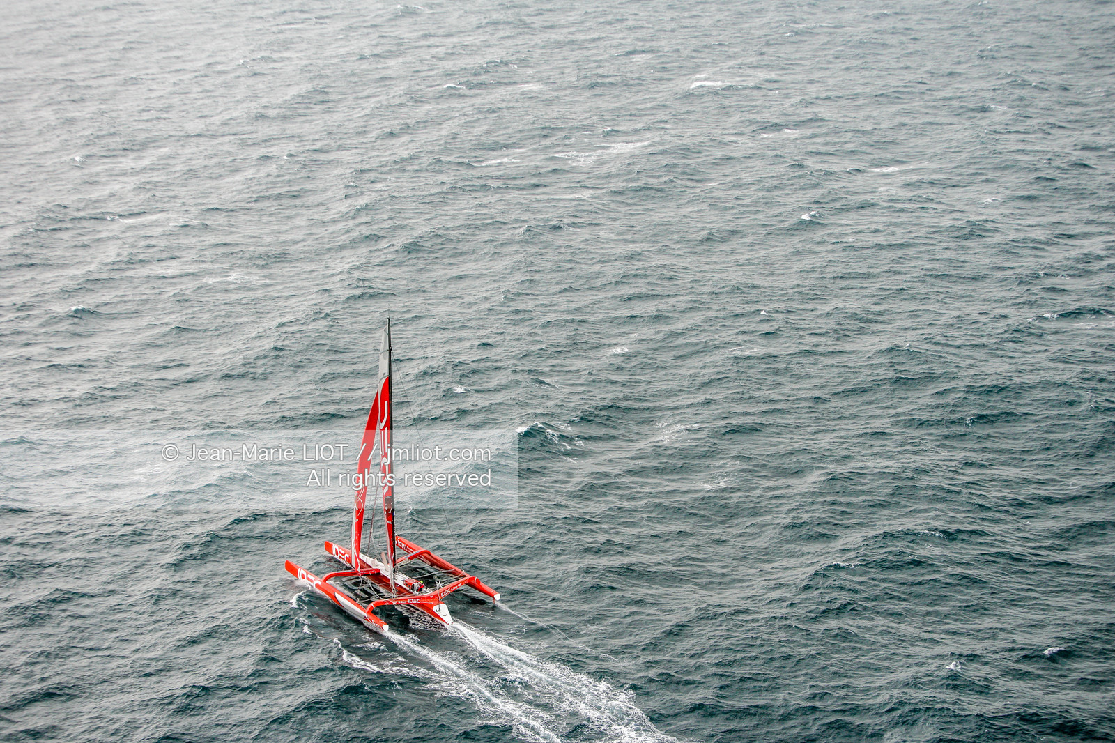 SAILING IDEC & FRANCIS JOYON
